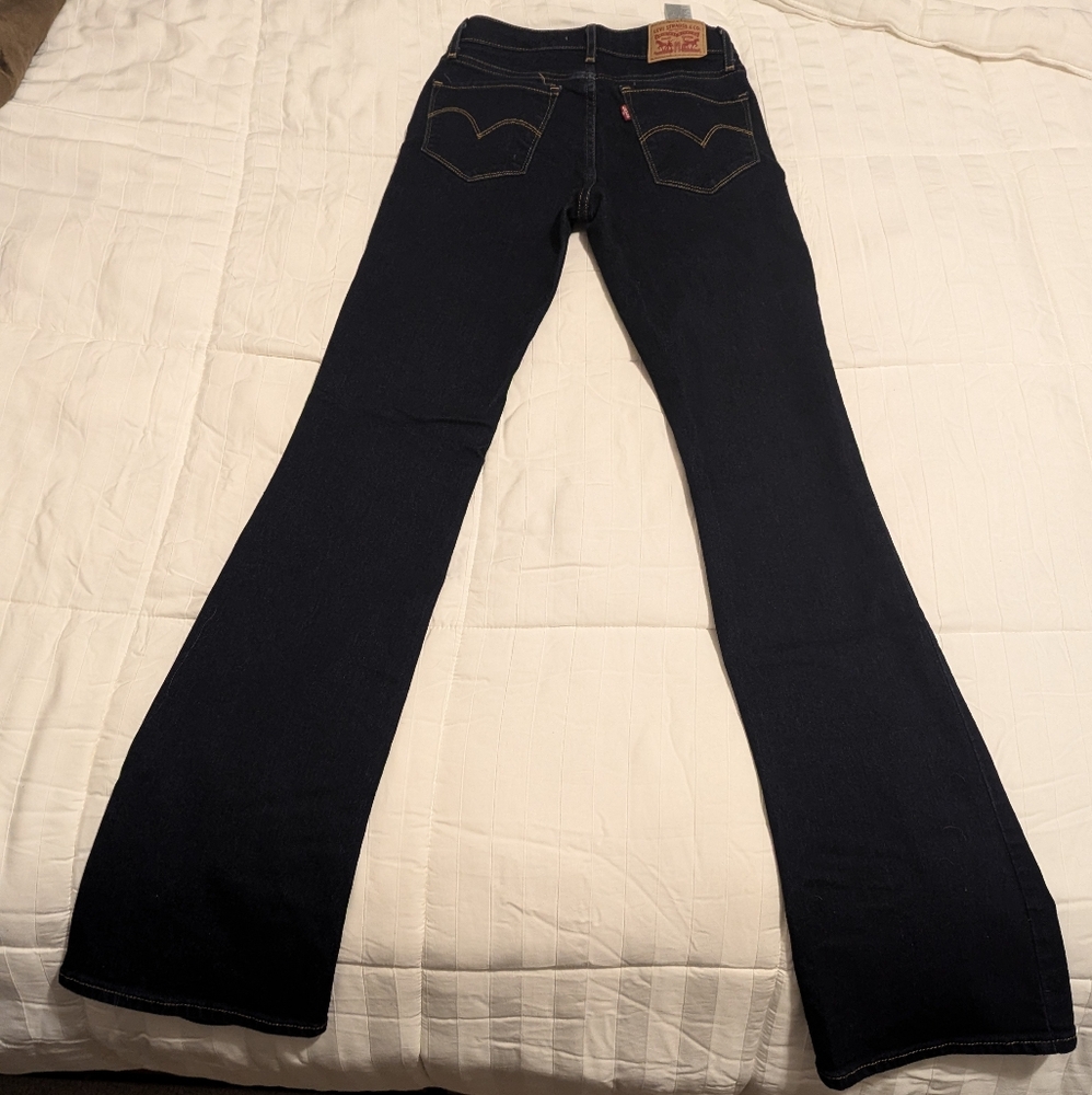 Levi's boot cut jeans
